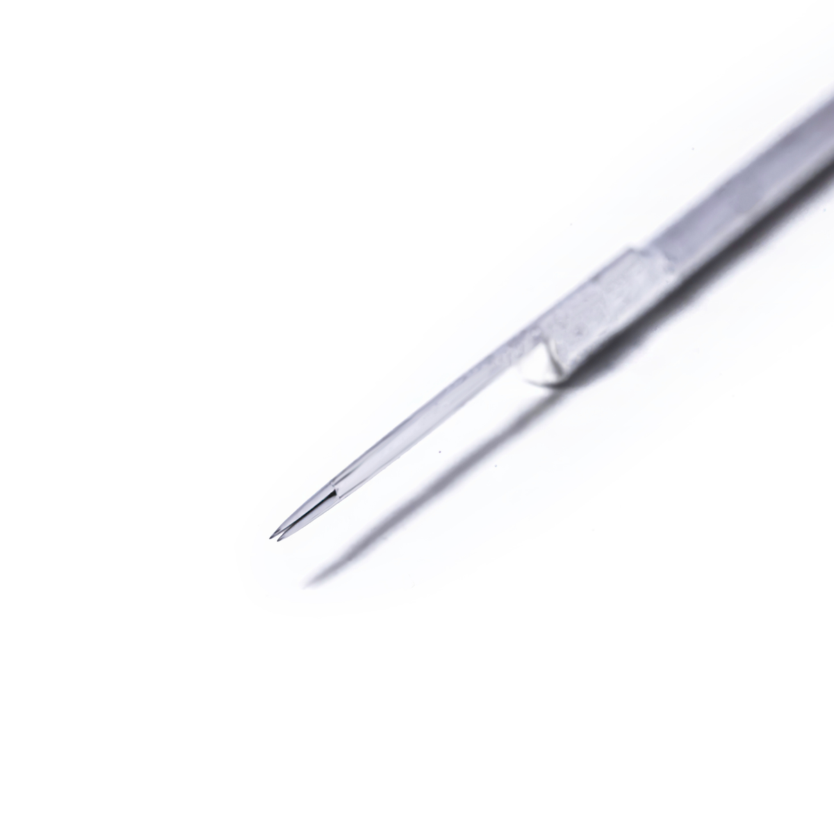 Tight liner tattoo needle size 1003RLT - Hens Teeth Tattoo Supply